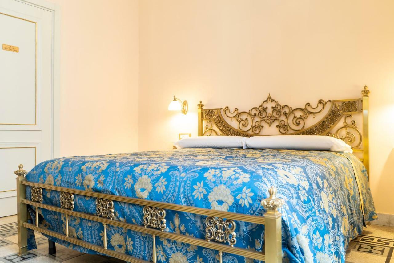 Residence San Mattia Naples Exterior photo
